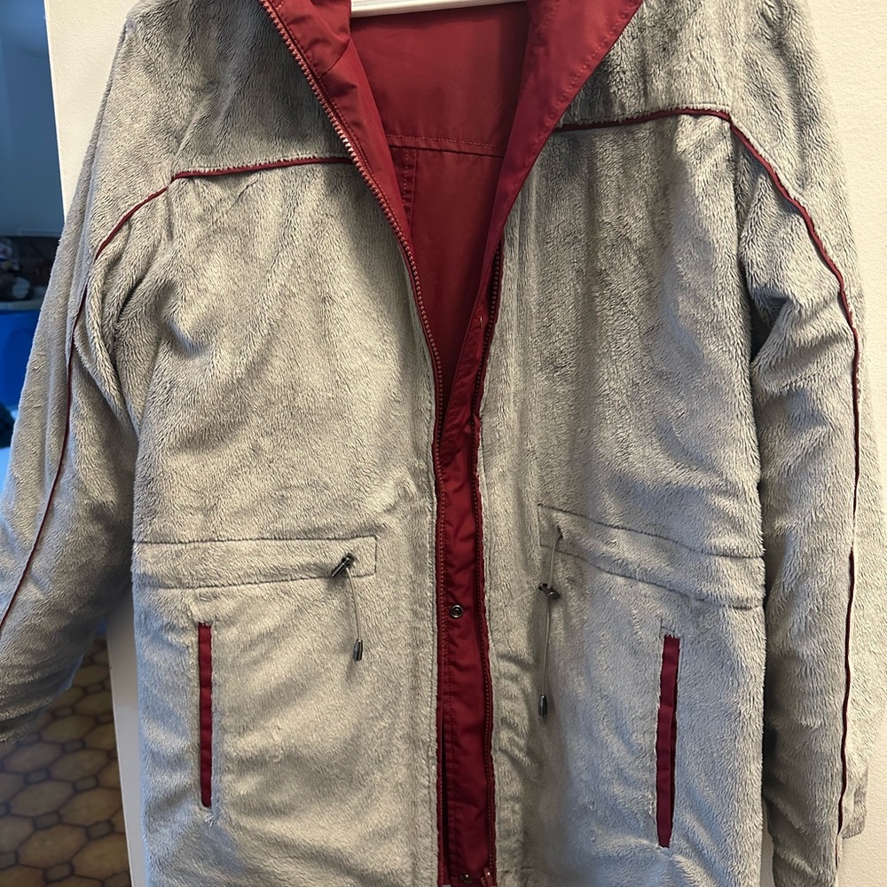 Unique Reversible Jacket - Picture 3 of 5